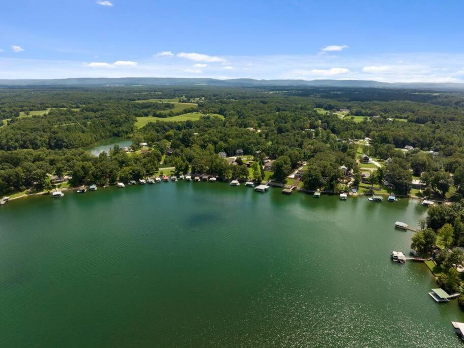 New Home, Dock, Kayaks, Game Room, Water Views Winchester Exterior foto